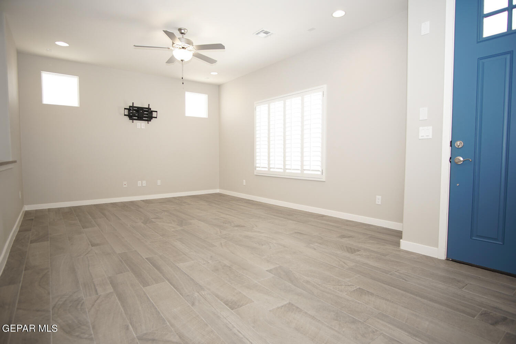 2053 William Caples Street - Photo 4