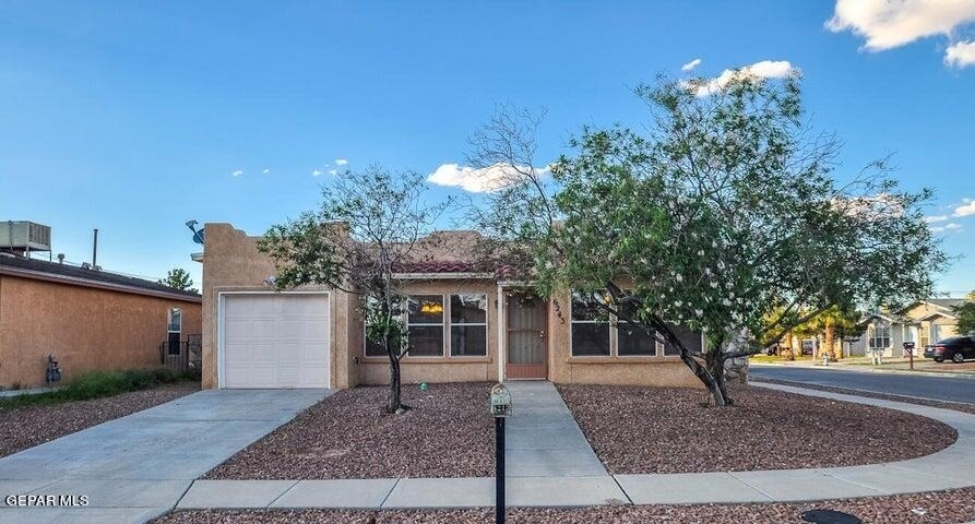 6243 Oryx Circle - Photo 0