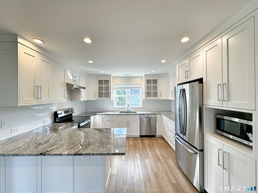 18 Catherine Street - Photo 0
