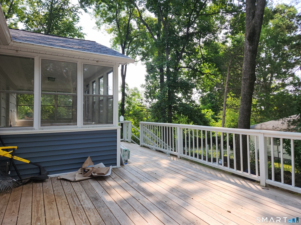 3 Fair Lane - Photo 3