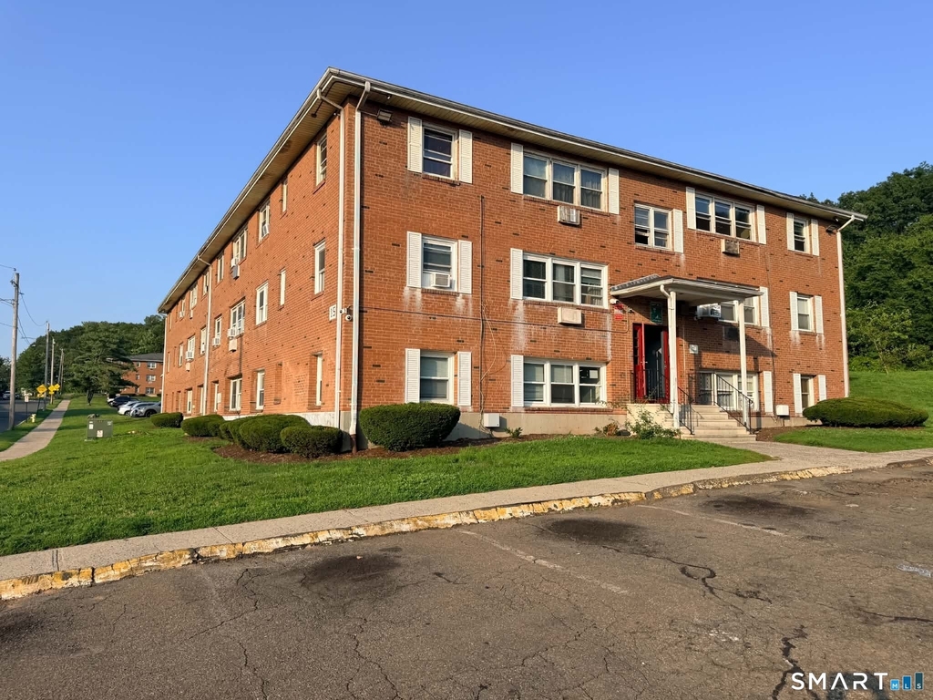 15 Donna Drive - Photo 0