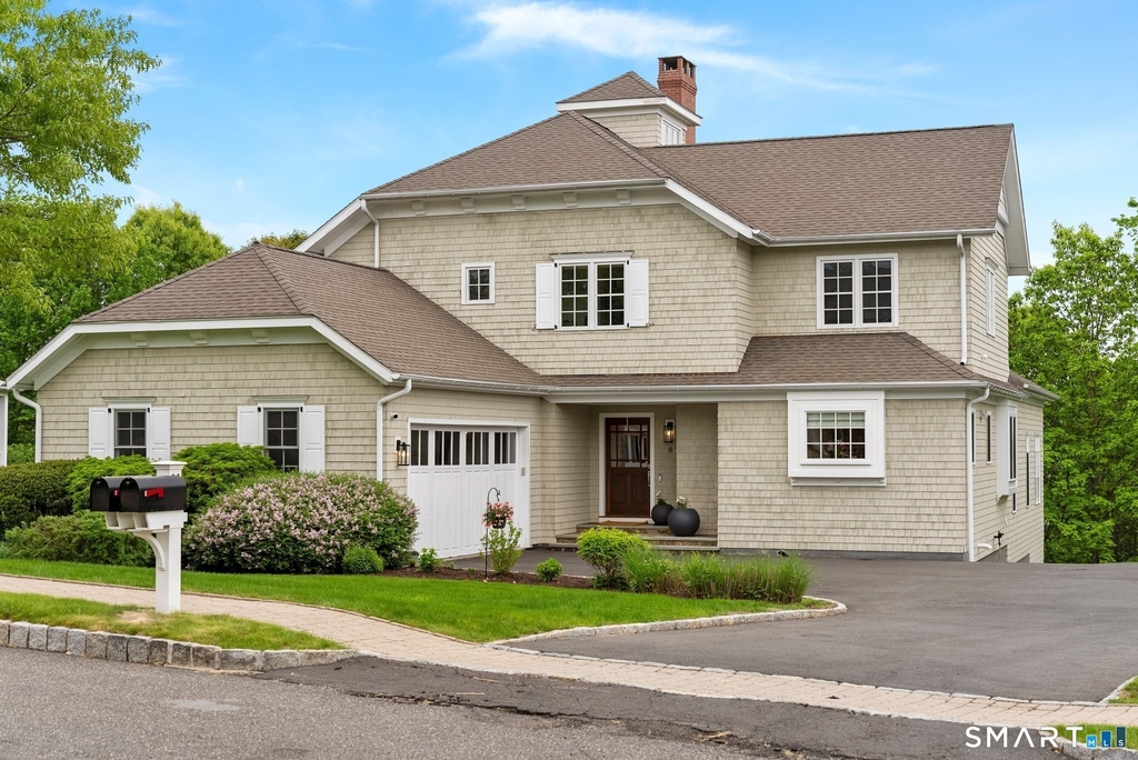9 Damia Drive - Photo 0