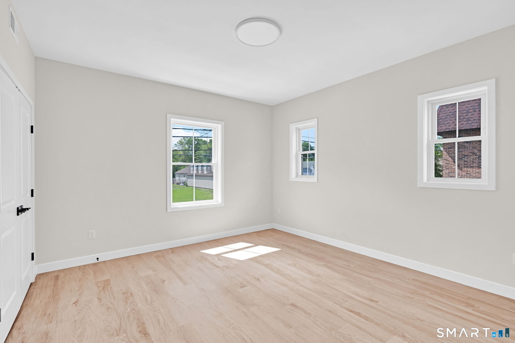 68 Whiting Street - Photo 8