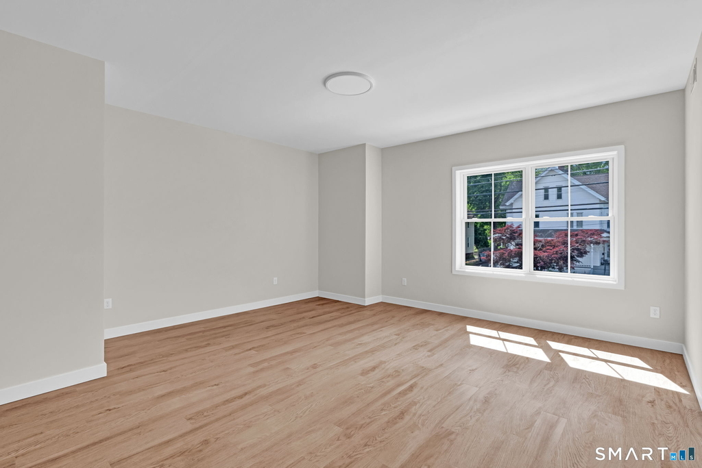 68 Whiting Street - Photo 4