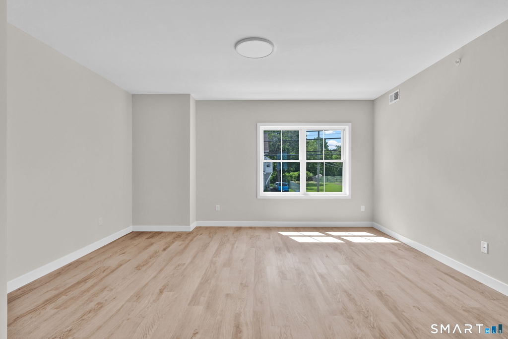 68 Whiting Street - Photo 3