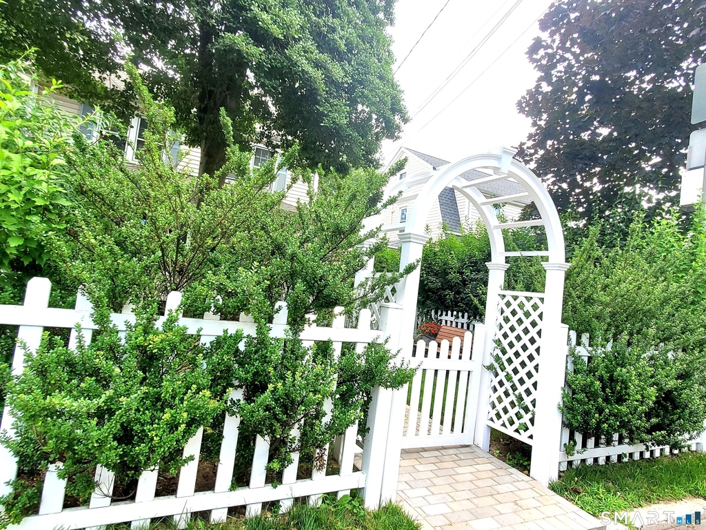 1093 Shippan Avenue - Photo 25
