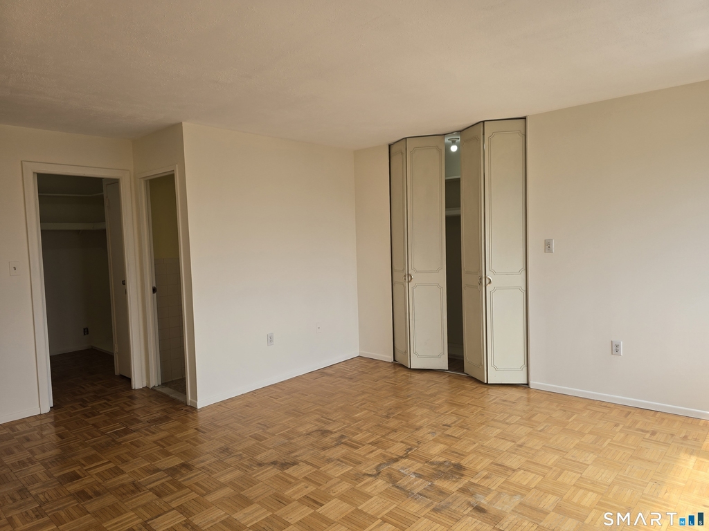 30 Woodland Street - Photo 9