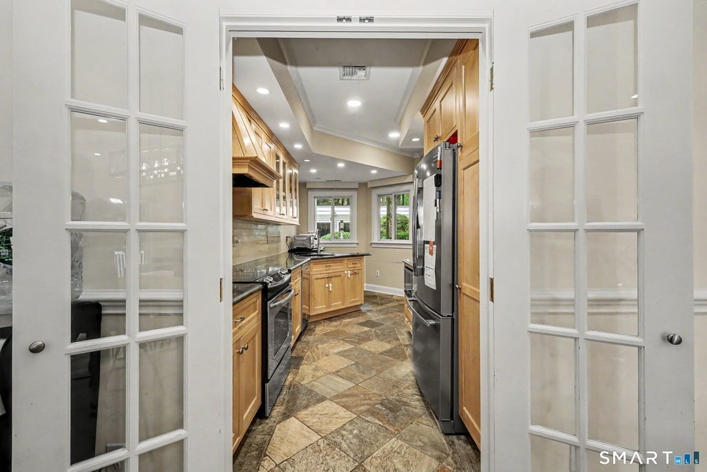 333 Palmer Hill Road - Photo 6