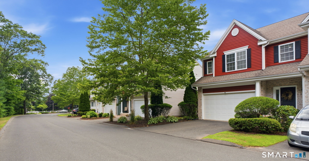 7 Bridlewood Lane - Photo 1