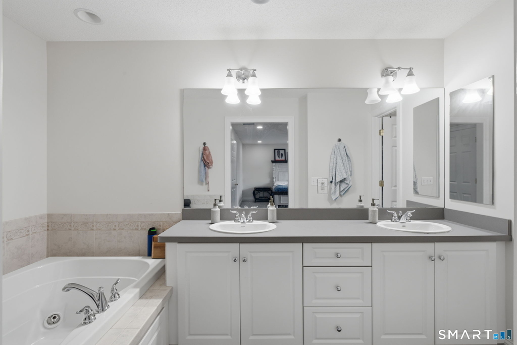 7 Bridlewood Lane - Photo 23