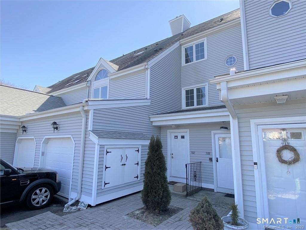 560 Silver Sands Road - Photo 1