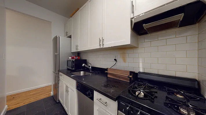 238 East 87th Street - Photo 3
