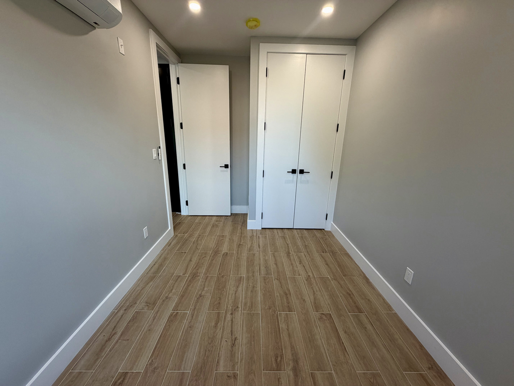 809 Midwood street - Photo 8