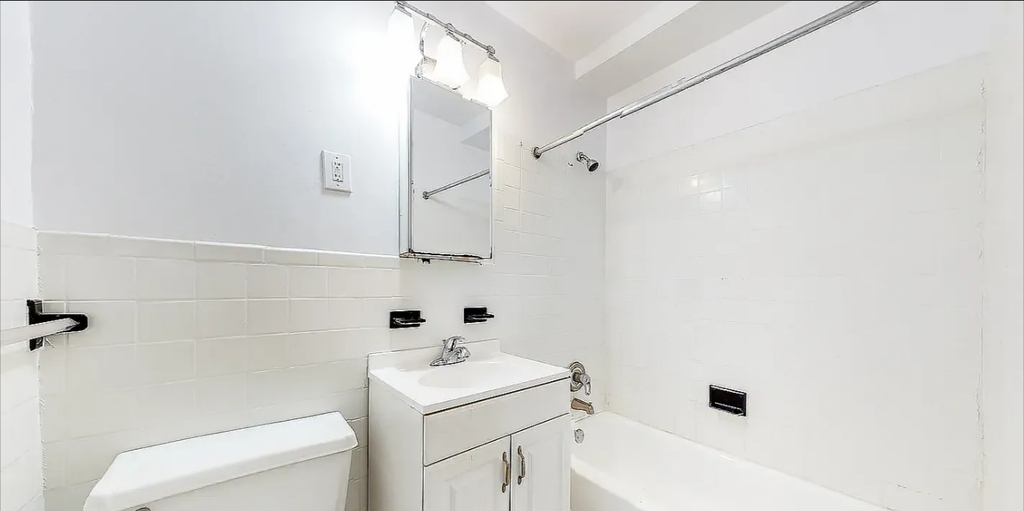 429 East 73rd Street - Photo 1