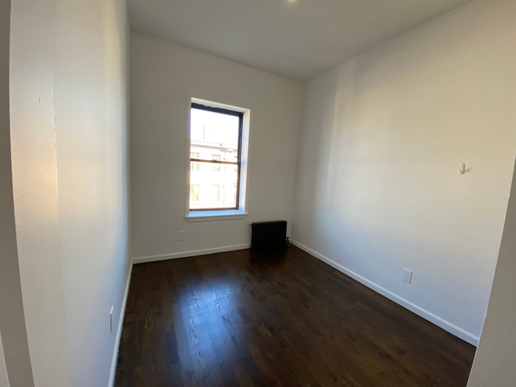 602 West 137th Street - Photo 3