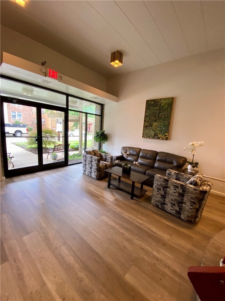 53 Academy Avenue - Photo 10
