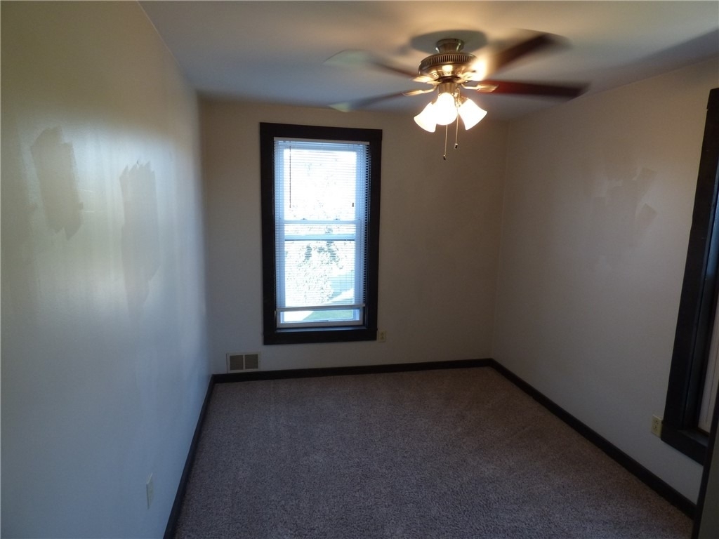 2709 Middletown Rd - Photo 13