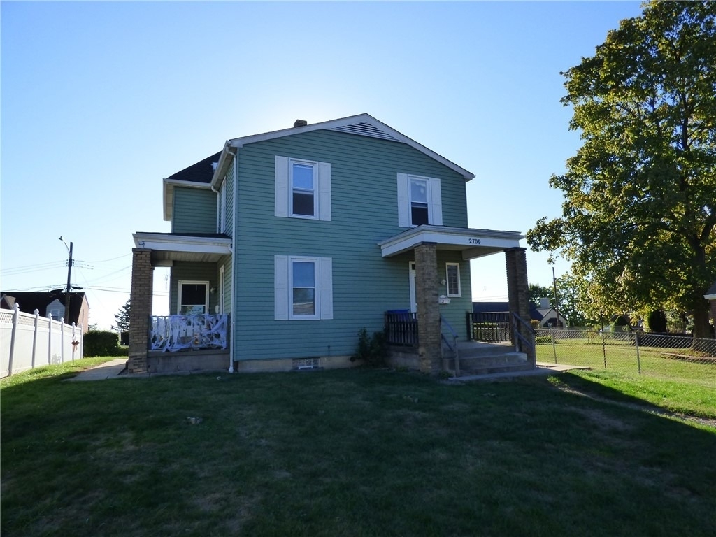 2709 Middletown Rd - Photo 0