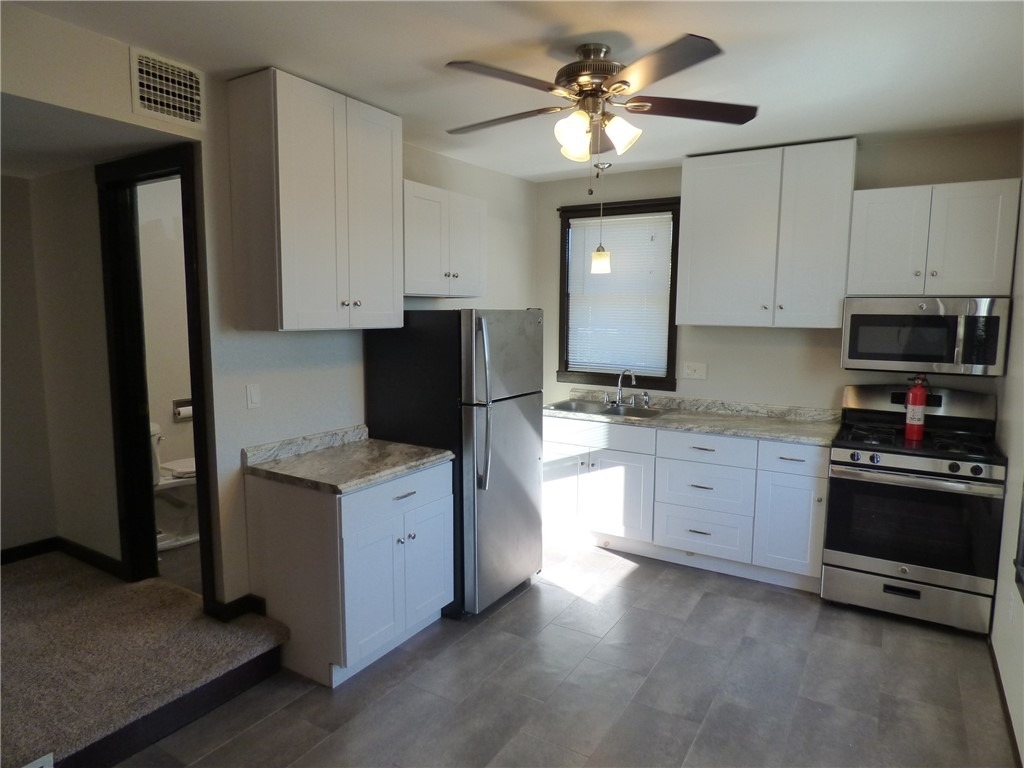 2709 Middletown Rd - Photo 2