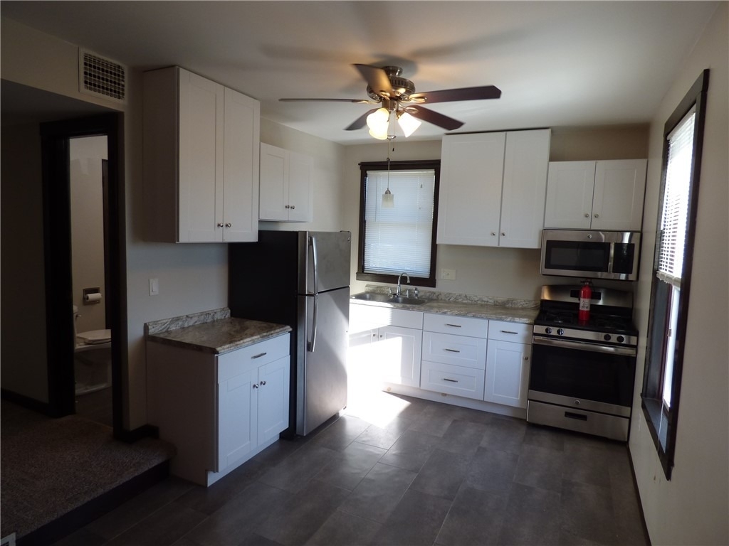 2709 Middletown Rd - Photo 1