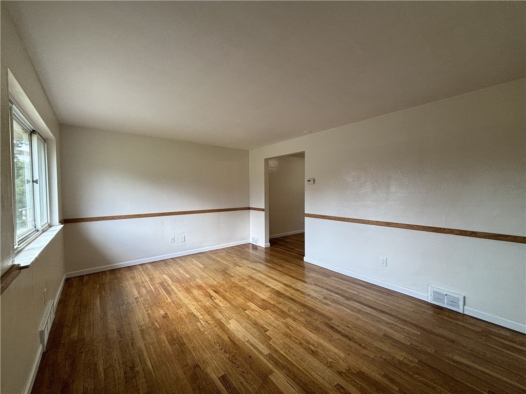 401 Cyra Dr - Photo 9