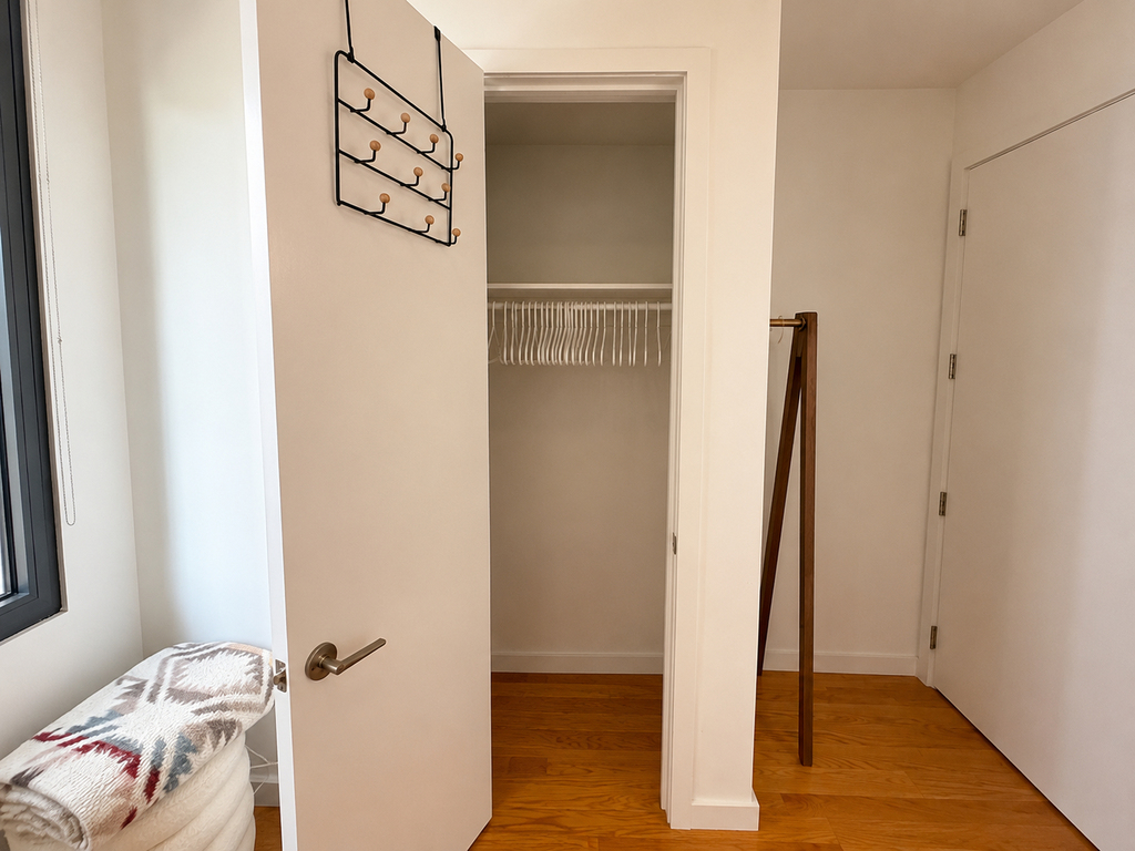 123 Melrose Street - Photo 5