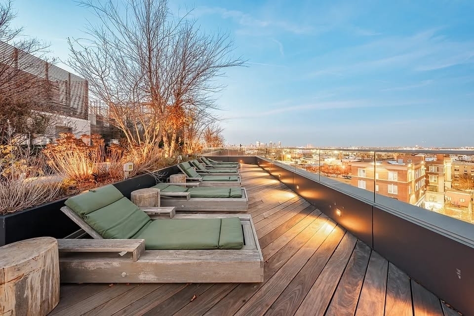 123 Melrose Street - Photo 10