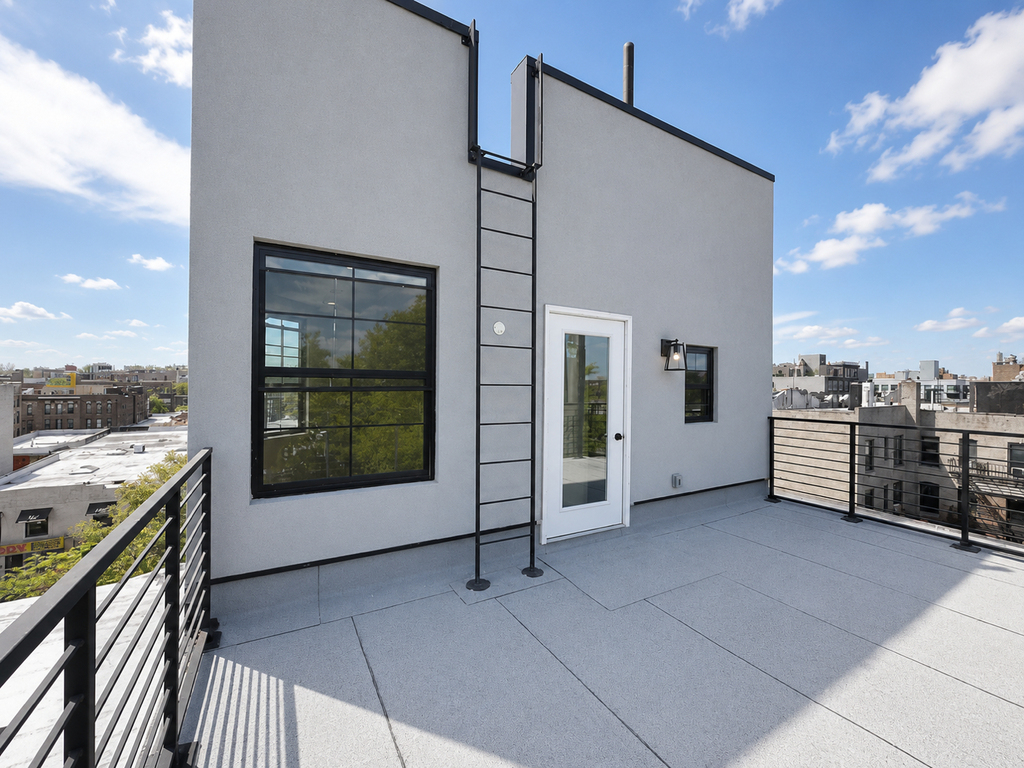 2553 Bedford Avenue - Photo 5