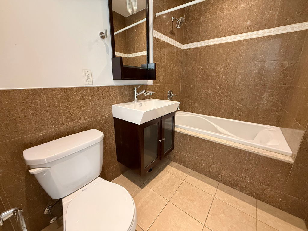 112 4th Avenue - Photo 7