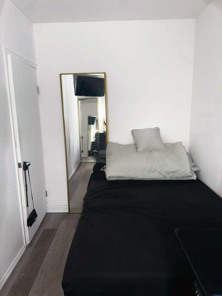 50 West 34th Street - Photo 2