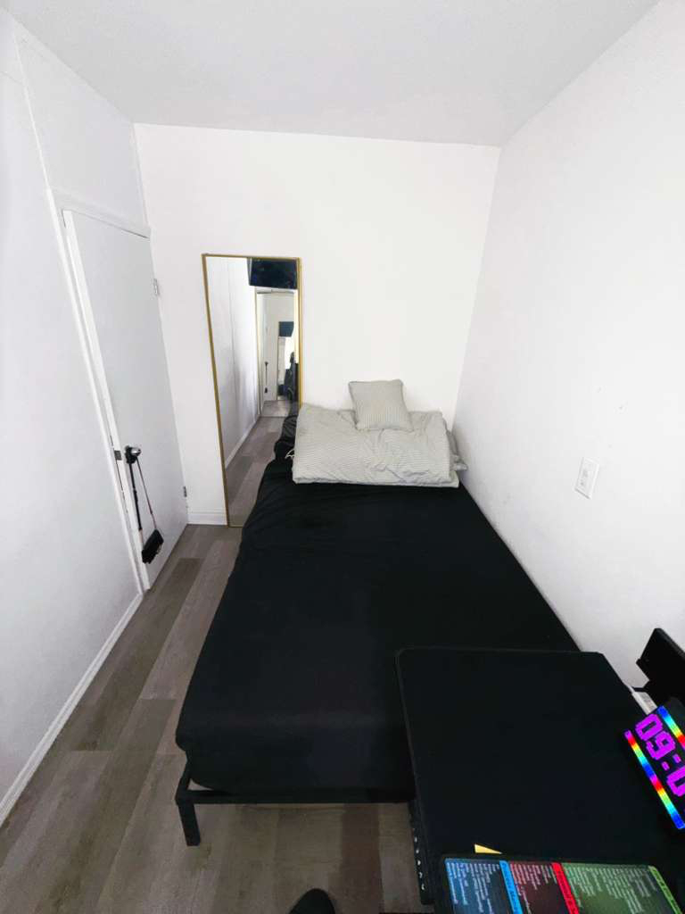 50 West 34th Street - Photo 0