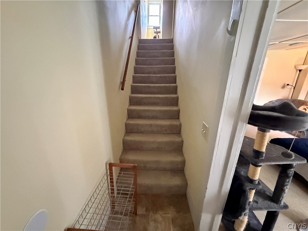 145 W Seneca Street - Photo 4