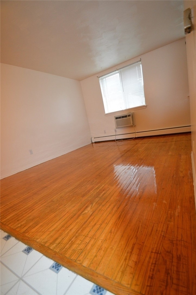 154 Park Avenue - Photo 2