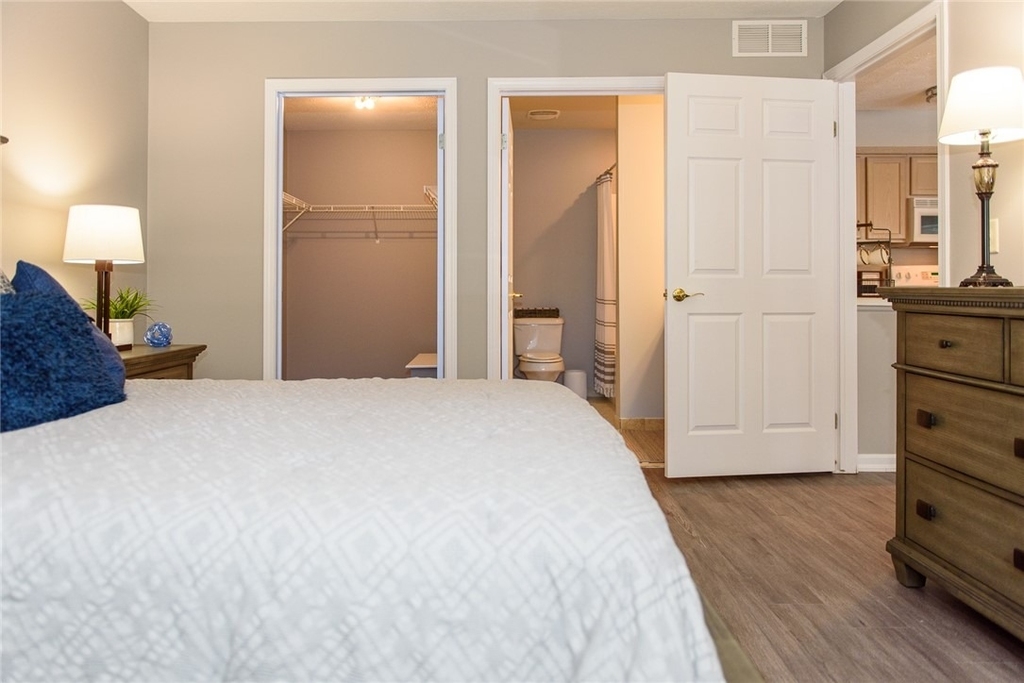 204 Farmstead Court - Photo 5