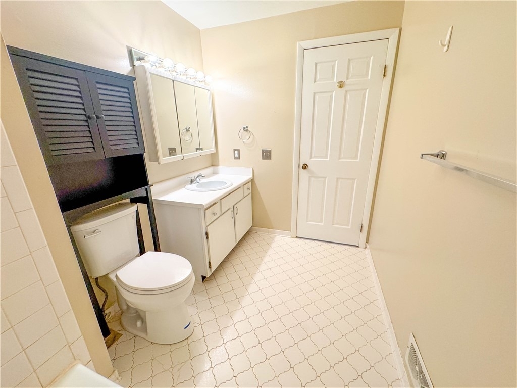 10-2 High Gate - Photo 9