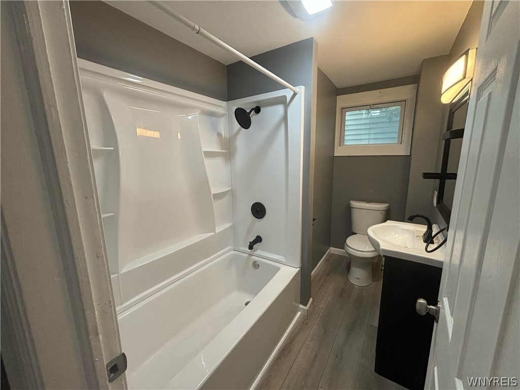 165 Roland Avenue - Photo 6