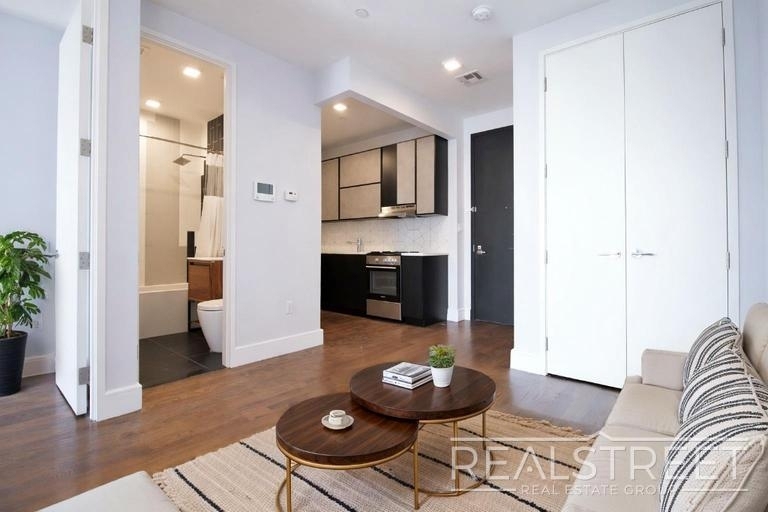 100 Himrod St - Photo 1