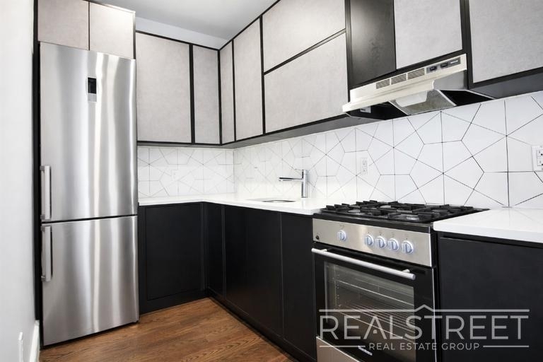 100 Himrod St - Photo 0