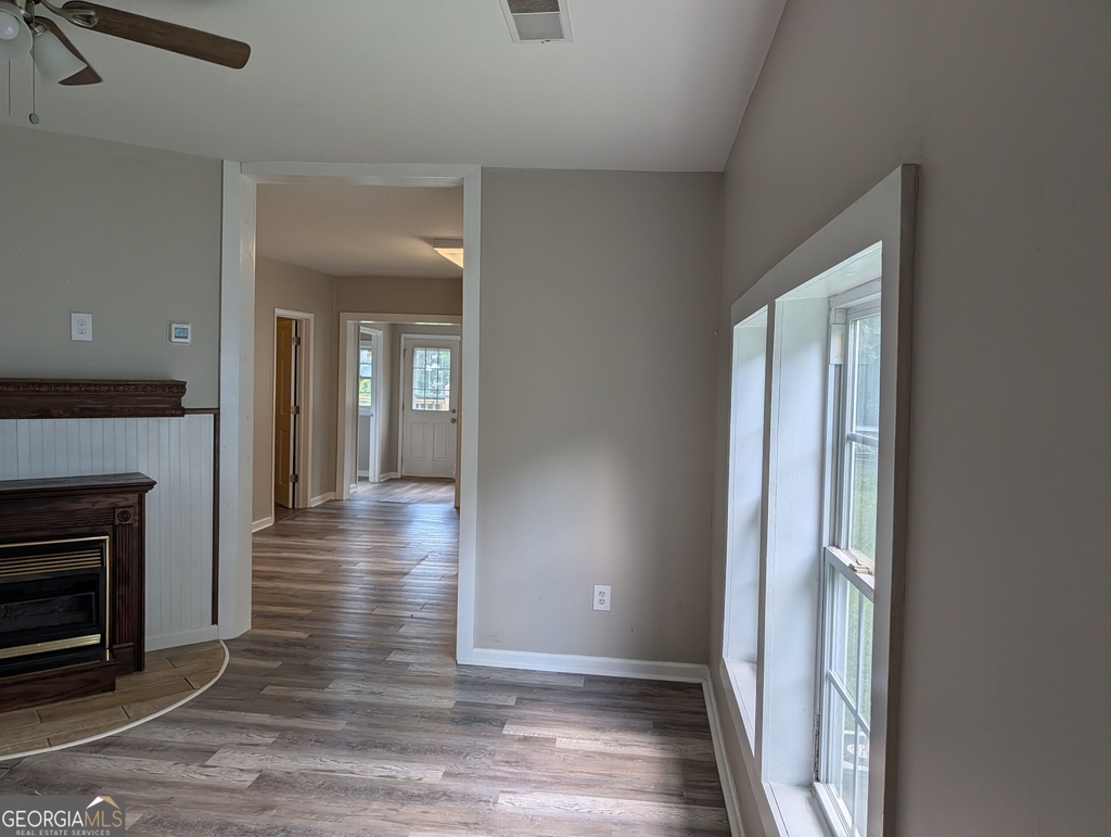 24 Alley Street - Photo 1
