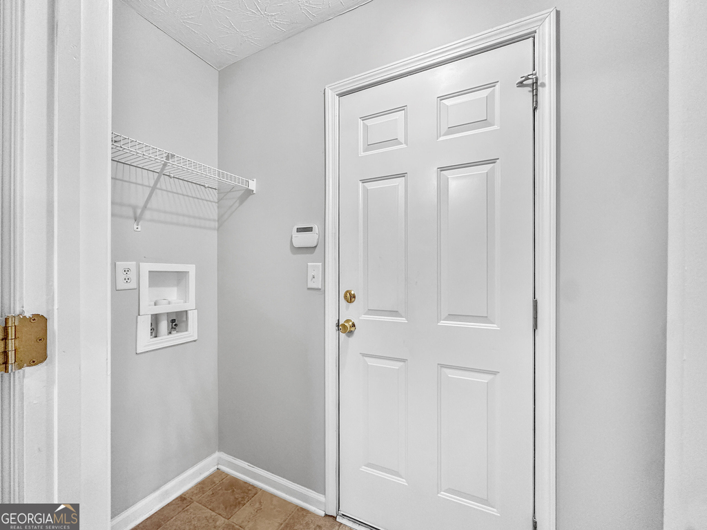 112 Tyler Way - Photo 6