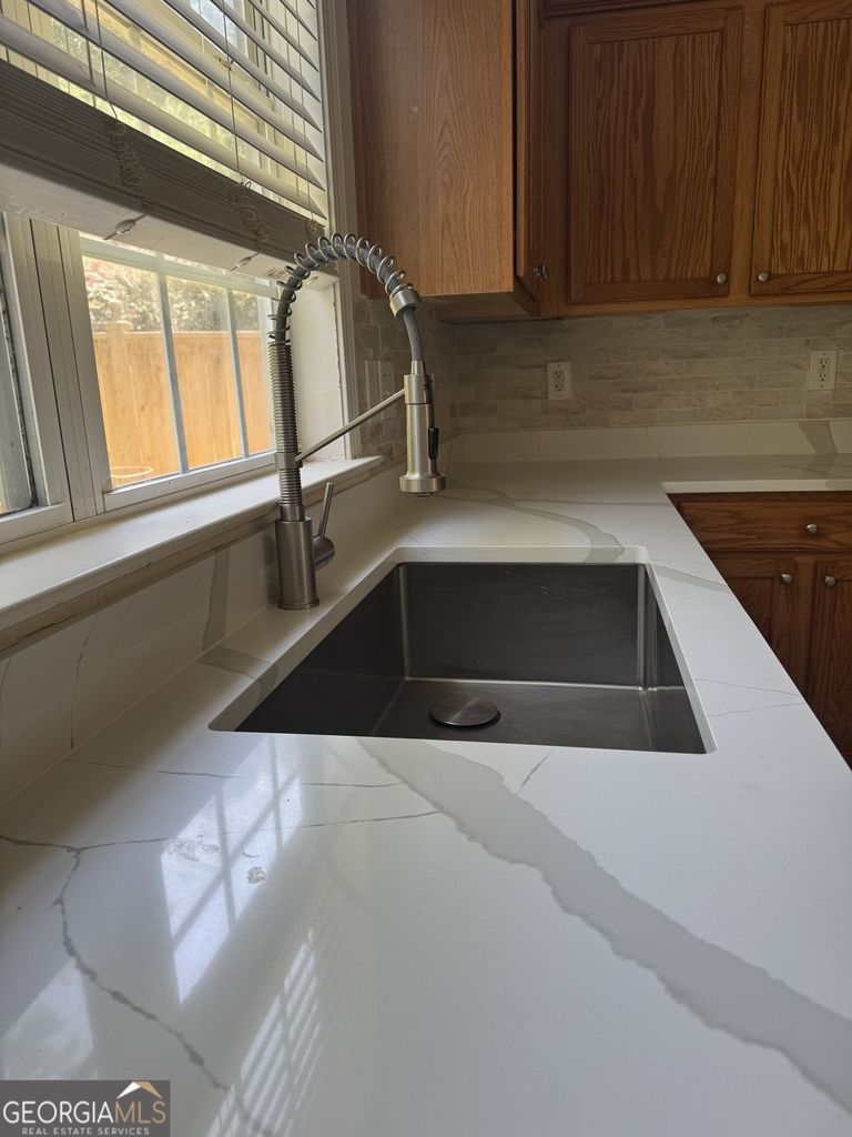125 Friars Head Drive - Photo 8