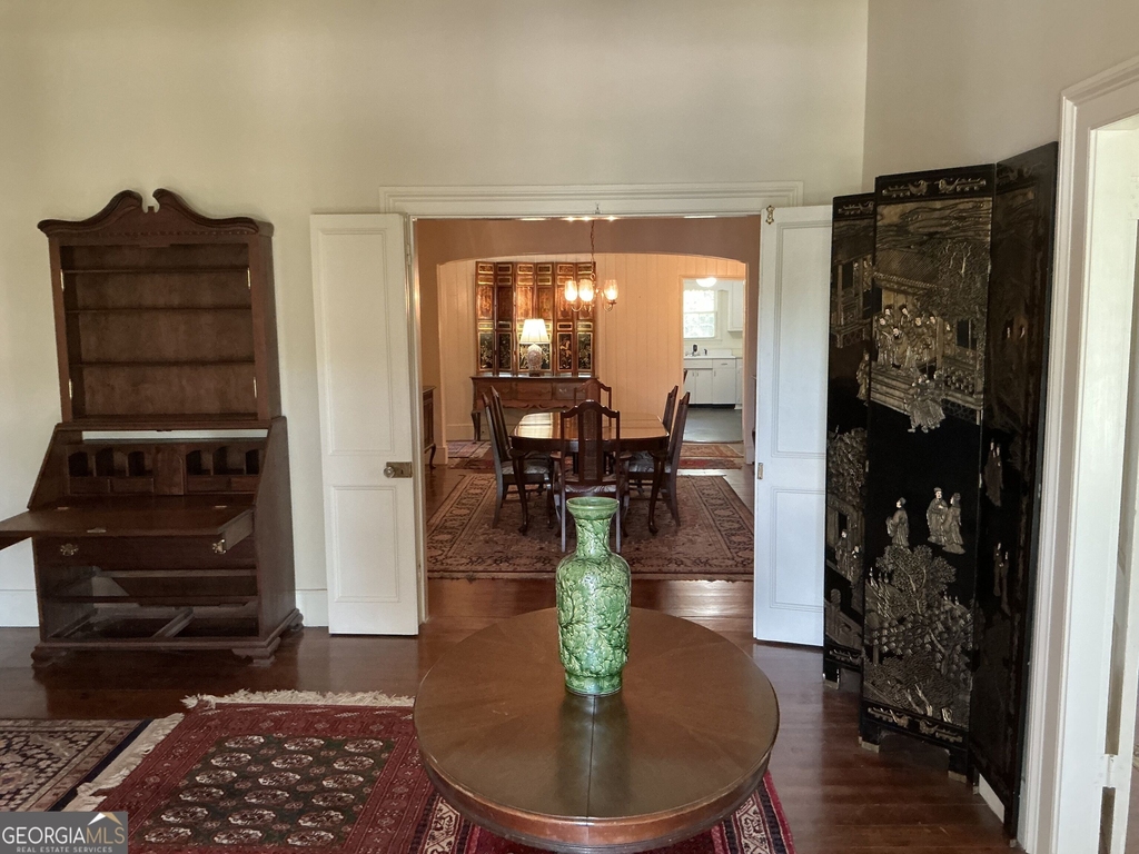 992 Tattnall Street - Photo 1