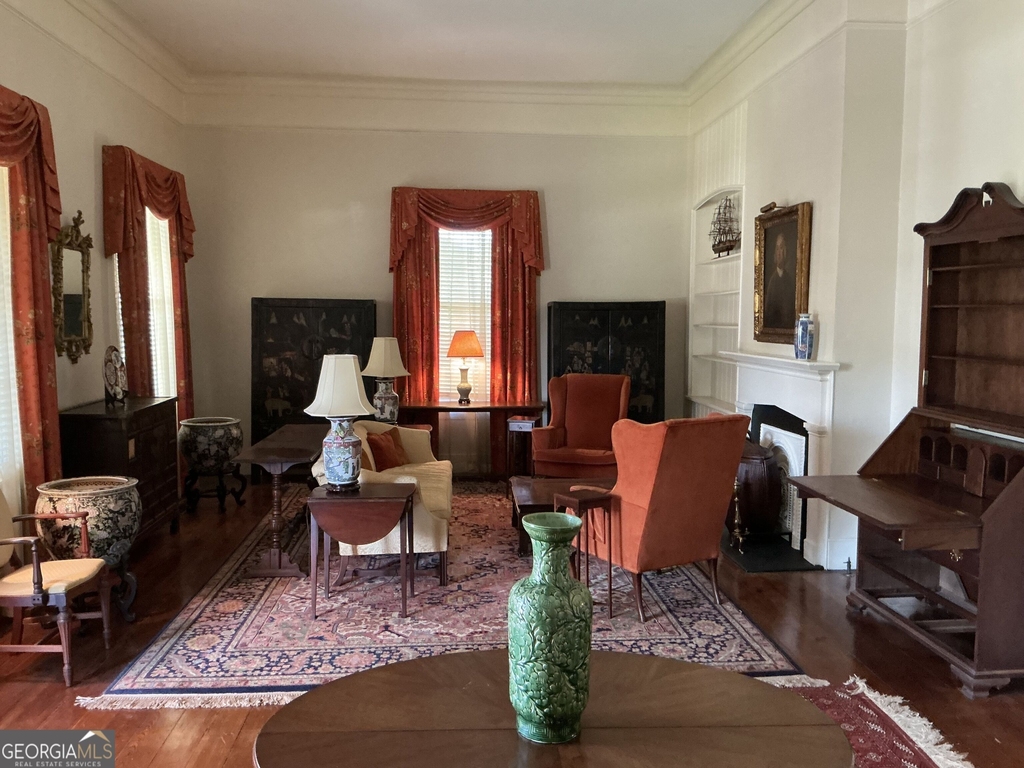 992 Tattnall Street - Photo 2