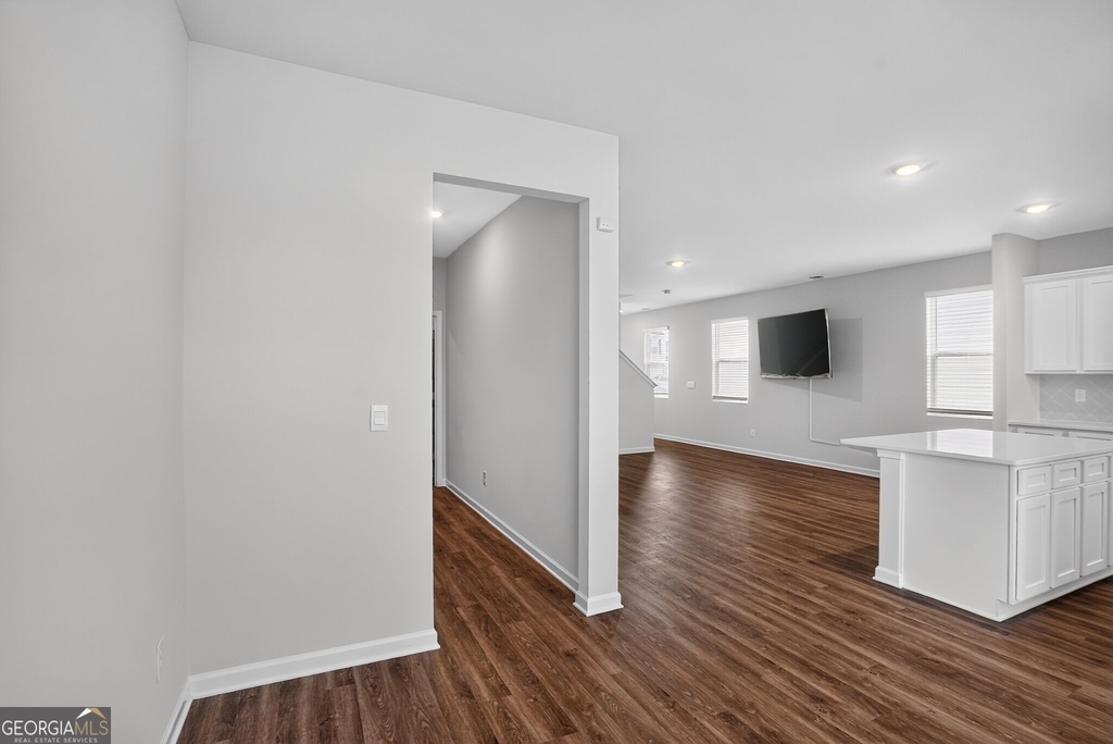 11920 Aukerman Way - Photo 4