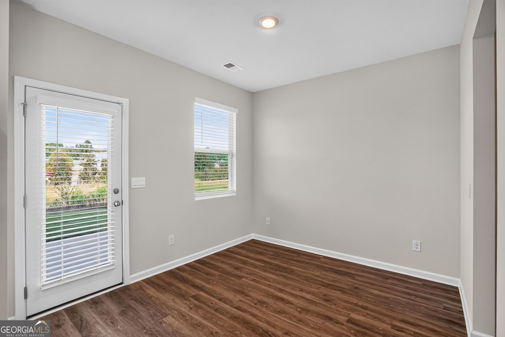 11920 Aukerman Way - Photo 6