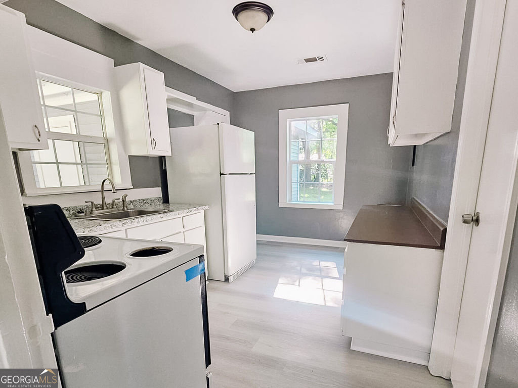 421 North Avenue - Photo 3