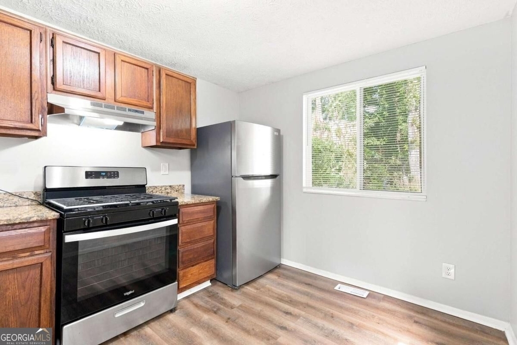 2078 Kimber Trail - Photo 3