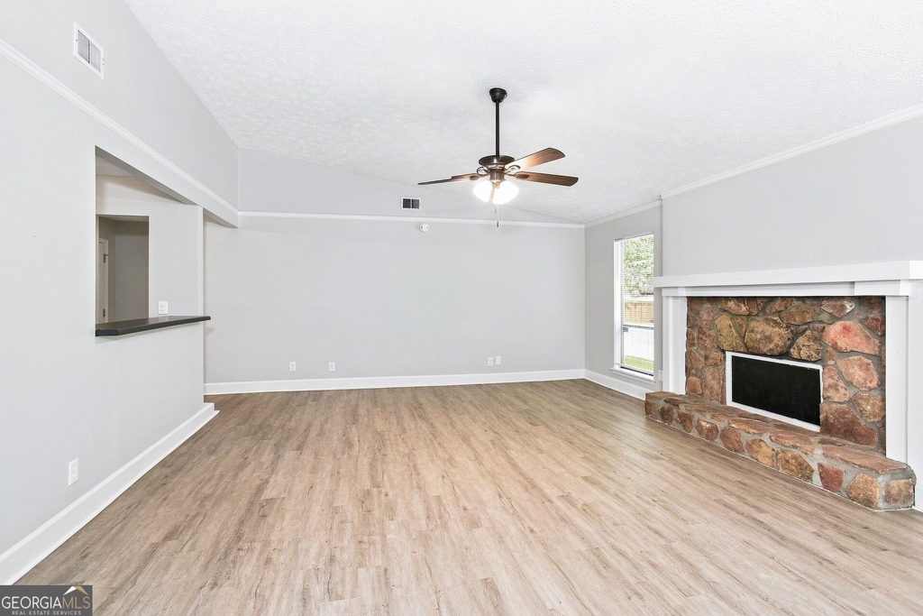1374 Smokey Mountain Court - Photo 2
