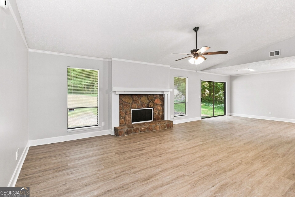 1374 Smokey Mountain Court - Photo 5
