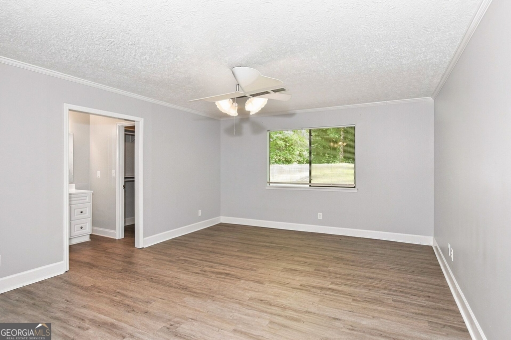 1374 Smokey Mountain Court - Photo 7